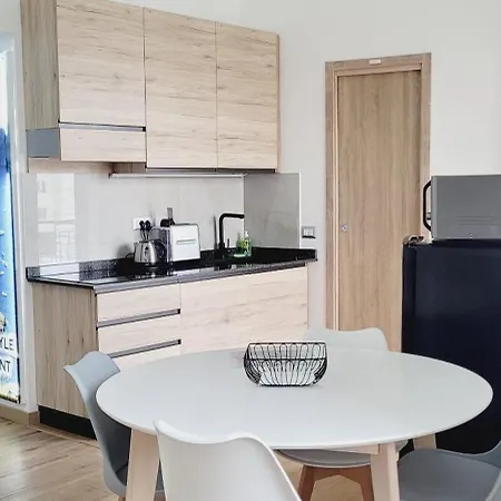 Luxury Style Apartament Neapol